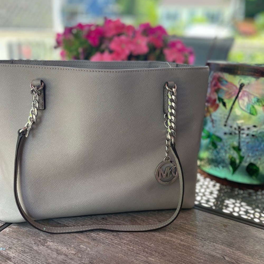 Michael Kors tote